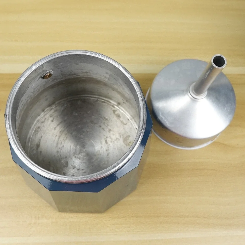 GROSCHE Milano Stovetop Espresso Maker Pot 9 Cups 450ml Blue Used Once